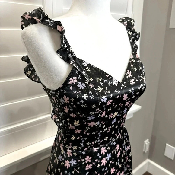 H&M Floral Maxi Dress - Picture 2 of 7